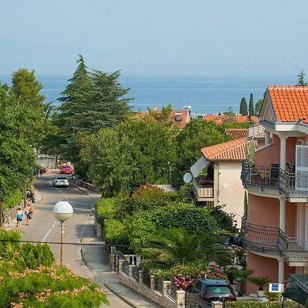 Apartman Adria Малинска Экстерьер фото