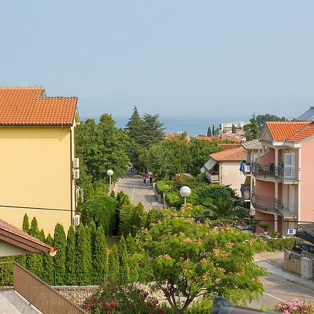 Apartman Adria Малинска Экстерьер фото