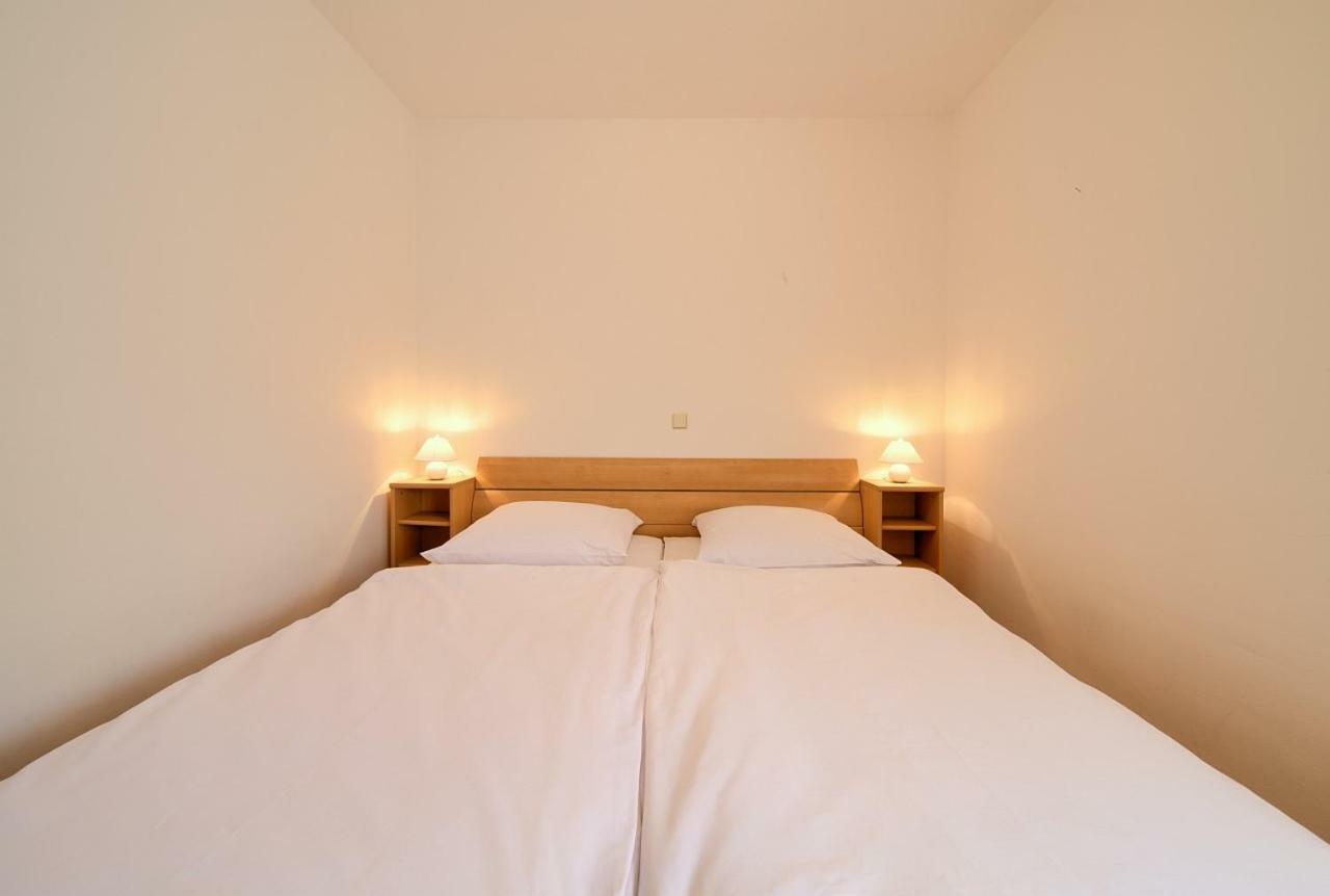 Apartman Adria Малинска Экстерьер фото